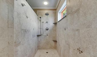 318 LOOKOUT Dr, Apollo Beach, FL 33572