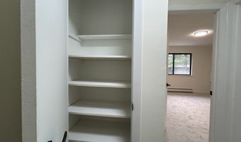 38 Sutton Pl 38, Bloomfield, CT 06002