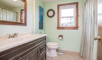 22 Beech Hill Rd, Agawam, MA 01030