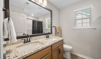 180 Moravian Ct, Advance, NC 27006