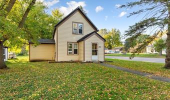 302 S Renville St, Winthrop, MN 55396