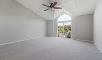 3004 S GLEBE Rd, Arlington, VA 22206