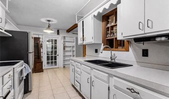 4051 Shary Vista Service Rd, Alton, TX 78573