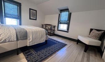 66 Howard St, Bangor, ME 04401