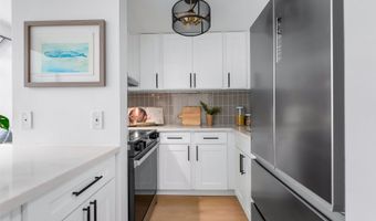 545 Queen St 628, Honolulu, HI 96813