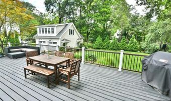 110 Mallinson St, Allendale, NJ 07401