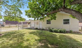 210 S Avis St, Absarokee, MT 59001