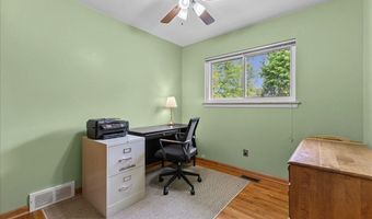 681 Archwood Dr, Ann Arbor, MI 48103