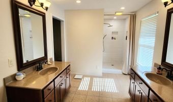 703 Kenny St, Ava, MO 65608