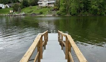 32 Kellogg St, Brookfield, CT 06804