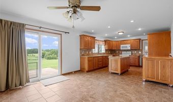 19701 163 St, Basehor, KS 66007