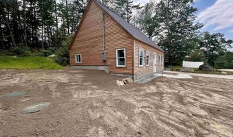 92 Long Shores Dr, Barrington, NH 03825