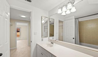 169 Golfview Dr, Advance, NC 27006