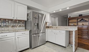 487 Oaklawn Pl, Biloxi, MS 39530