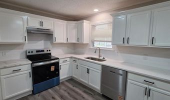 17811 Puckett Rd, Alexander, AR 72002