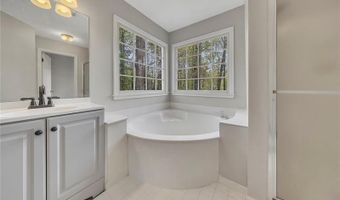 6321 Woodlore Dr NW, Acworth, GA 30101