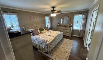 112 Hawkins Farm Ln, Ball Ground, GA 30107