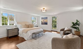 18 Tokeneke Trl, Darien, CT 06820