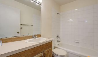 1558 E St, Anchorage, AK 99501