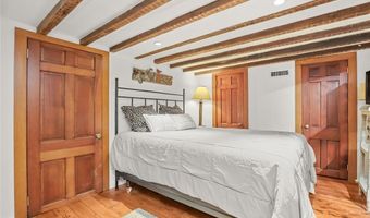 49 Hollow Tree Ridge Rd, Darien, CT 06820