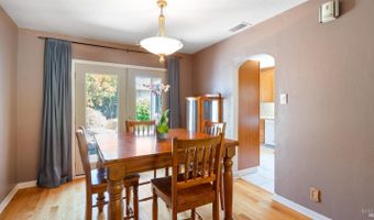 1820 Orchard St, Santa Rosa, CA 95404