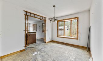 198 Grand Central Pkwy, Bayville, NJ 08721