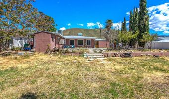 2460 W Wilson St, Banning, CA 92220