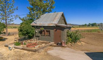 7122 E Langell Valley Rd, Bonanza, OR 97623