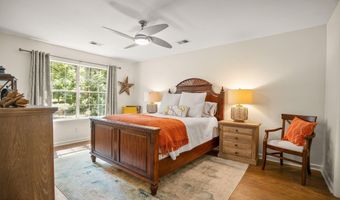 24 Thomas Sumter St, Beaufort, SC 29907