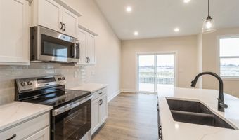 4407 NE 8th St, Ankeny, IA 50021