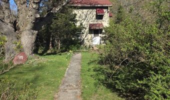 19 Carmen St, Attleboro, MA 02703