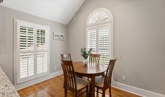 1411 Wood Creek Dr, Athens, TN 37303
