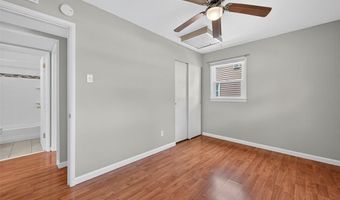 340 Hillcrest Blvd, Ballwin, MO 63021