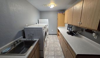 986 W Coffee Dr, Benson, AZ 85602