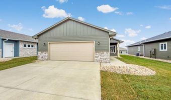 2409 E Tinley St, Brandon, SD 57005