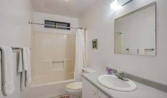 1002 Kauhikoa Rd 2, Haiku, HI 96708