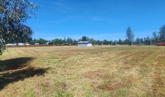 6588 Saddle Trl, Anderson, CA 96007