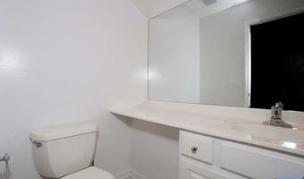 90 Elm St, Allendale, NJ 07401