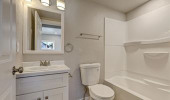 1315 W SUMMER St, Appleton, WI 54914