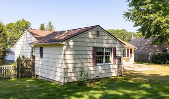 76 Country Ln, Bristol, CT 06010
