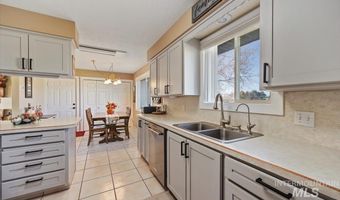 411 Mountain View Ln, Burley, ID 83318