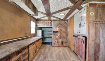122 Edgewood Dr, Bedford, IN 47421