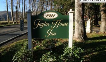 4584 4582 NC Highway 194 S, Banner Elk, NC 28604