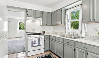 40525 N Marcus St, Antioch, IL 60002