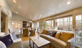 2 Signal Ridge Way, East Greenwich, RI 02818