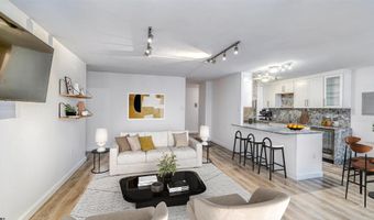 101 S PLAZA Pl, Atlantic City, NJ 08401