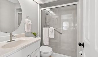 1428 Tahoe Valley Ct, Ballwin, MO 63021