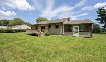 27 Lathrop Dr, Coventry, CT 06238
