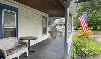 127 Main St, Cambridge, VT 05464