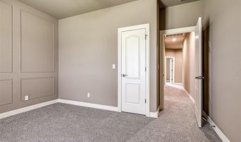 2510 Waterford Ct, Bartlesville, OK 74006